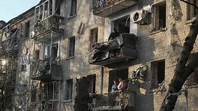 Ataques rusos causan dos muertos en Ucrania mientras drones de Kiev atacan Rusia Ataques rusos causan dos muertos en Ucrania mientras drones de Kiev atacan Rusia
