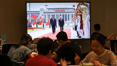 Xi y Putin cenarán pato pekinés y disfrutarán de la ópera china y "El lago de los cisnes" Xi y Putin cenarán pato pekinés y disfrutarán de la ópera china y "El lago de los cisnes"