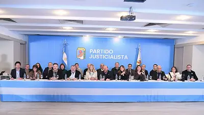 Gildo Insfrán encabezó el Congreso Nacional del PJ y el peronismo mostró unidad frente al ajuste de Javier Milei Gildo Insfrán encabezó el Congreso Nacional del PJ y el peronismo mostró unidad frente al ajuste de Javier Milei