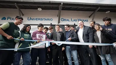 Kicillof inauguró un nuevo Polo Universitario y defendió la educación pública en Buenos Aires Kicillof inauguró un nuevo Polo Universitario y defendió la educación pública en Buenos Aires