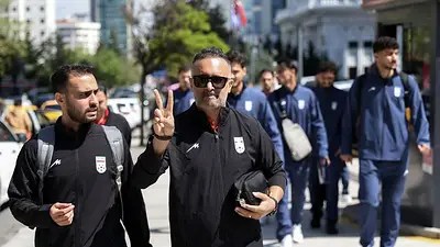 Los jugadores de Irán solicitan visados para EEUU y Canadá en Turquía antes del Mundial Los jugadores de Irán solicitan visados para EEUU y Canadá en Turquía antes del Mundial