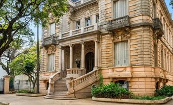 25 de mayo: el "Palacio de Versalles" porteño abre sus puertas | Turismo