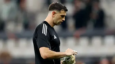 ¿Llega al Mundial 2026? Se conoció la lesión del Dibu Martínez y cuánto estará inactivo ¿Llega al Mundial 2026? Se conoció la lesión del Dibu Martínez y cuánto estará inactivo