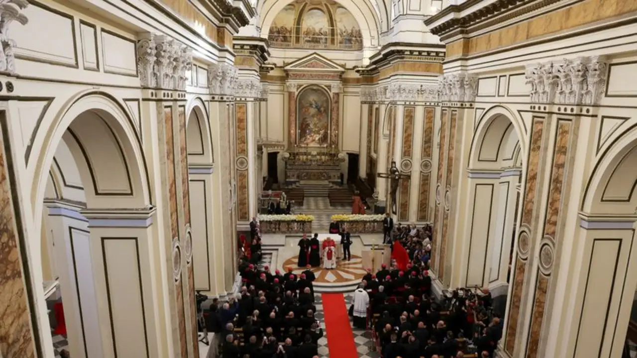 El papa León XIV condena las ganancias "desorbitadas" obtenidas por empresas que contaminan