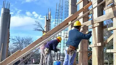 La construcción en La Rioja atraviesa su peor crisis por el freno de la obra pública nacional La construcción en La Rioja atraviesa su peor crisis por el freno de la obra pública nacional
