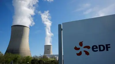 Macron afirma que miles de empresas participarán en el plan de electrificación Macron afirma que miles de empresas participarán en el plan de electrificación