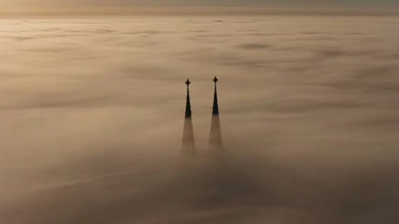 Niebla en Buenos Aires: las impactantes imágenes de la Basílica de Luján y el Puente Zárate-Brazo Largo