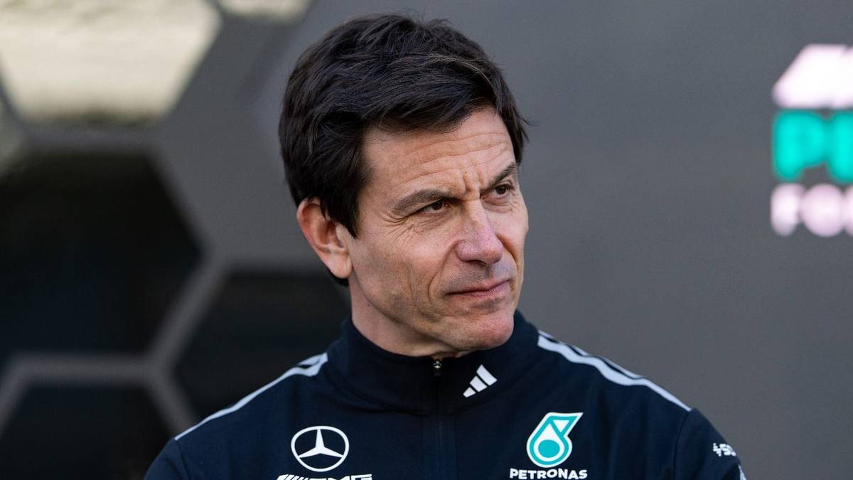 El plan de Toto Wolff para evitar que Mercedes se lleve una sorpresa con Ferrari: "Órdenes de equipo"