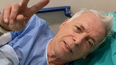 Alarma por Gerardo Romano por su foto internado. Alarma por Gerardo Romano por su foto internado.
