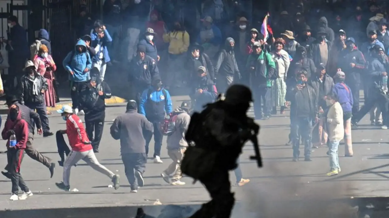 Máxima tensión en Bolivia después de 32 días: el Gobierno no abre un diálogo y sectores piden represión