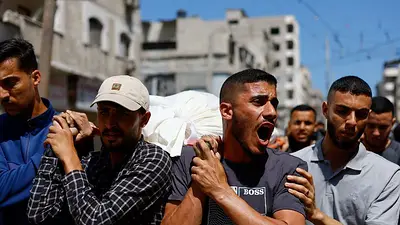 Palestinos lloran muerte del líder militante de Hamás, Israel intensifica sus ataques contra Gaza Palestinos lloran muerte del líder militante de Hamás, Israel intensifica sus ataques contra Gaza