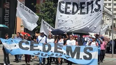 Tras la imposición salarial de Sadir, maestros de Jujuy seguirán en las calles y adhieren al paro nacional Tras la imposición salarial de Sadir, maestros de Jujuy seguirán en las calles y adhieren al paro nacional