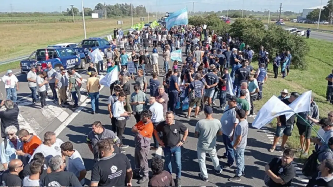 El impacto de la crisis en Santa Fe: cerraron casi 3.000 empresas y el polo siderúrgico es uno de los más afectados