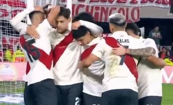 River goleó a Blooming y Coudet dejó en cancha a 11 chicos del club | River plate