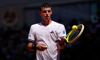 Batacazo histórico: Juan Manuel Cerúndolo eliminó a Sinner, 1 del mundo | Roland garros