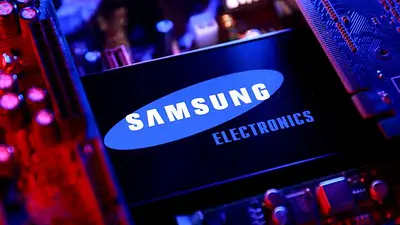 Samsung lanza muestras del chip HBM4E y refuerza su posición en memoria para IA Samsung lanza muestras del chip HBM4E y refuerza su posición en memoria para IA
