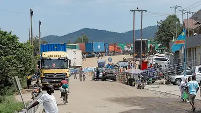 La OMS informa de 906 casos sospechosos y 223 muertes sospechosas por la cepa Bundibugyo del ébola La OMS informa de 906 casos sospechosos y 223 muertes sospechosas por la cepa Bundibugyo del ébola