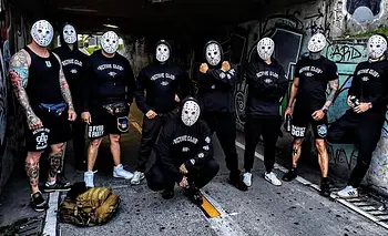 Parecen simples "gym bros", pero reclutan varones con ideas fascistas | Género