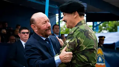 Veteranos de Malvinas respaldaron a Gildo Insfrán y rechazaron la intervención federal a Formosa Veteranos de Malvinas respaldaron a Gildo Insfrán y rechazaron la intervención federal a Formosa
