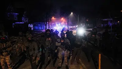 Agente de inmigración estadounidense detenido en Texas por el tiroteo de Mineápolis Agente de inmigración estadounidense detenido en Texas por el tiroteo de Mineápolis