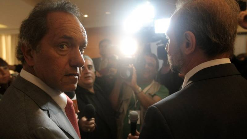 El sciolismo niega un acercamiento a EE.UU. en cuestiones de política exterior