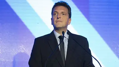 Massa define su futuro en una reunión de intendentes: ¿se baja? Massa define su futuro en una reunión de intendentes: ¿se baja?