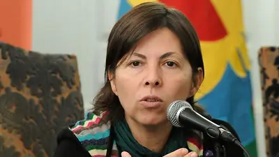 Provincia logró canjear bonos por U$S 375 millones Provincia logró canjear bonos por U$S 375 millones