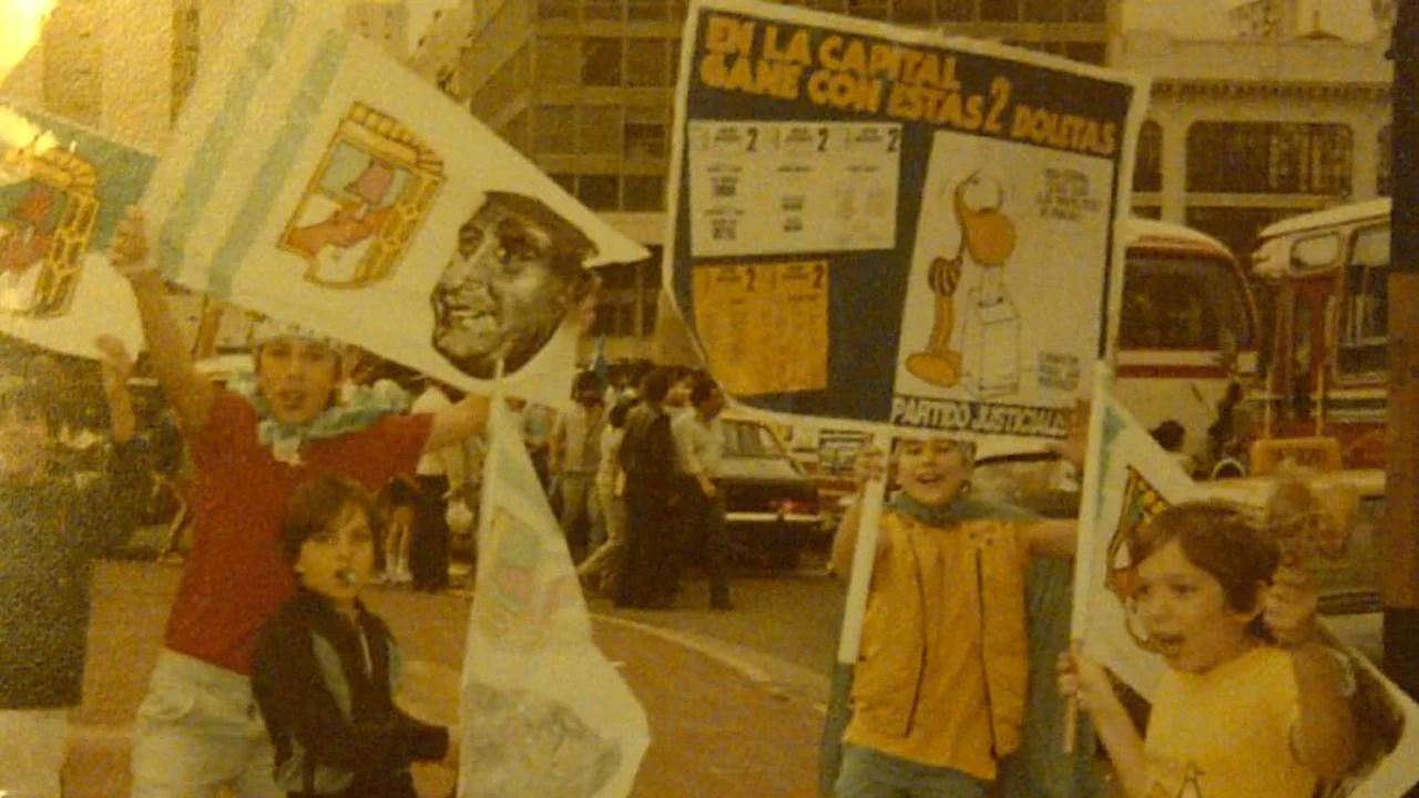 Elecciones 201 | La foto de Mariano Recalde en la campaña de 1983