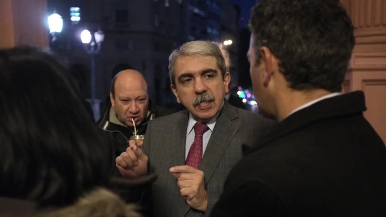 Aníbal recargado: el paro fue "un espanto" y Barrionuevo es "un colaboracionista de la dictadura"