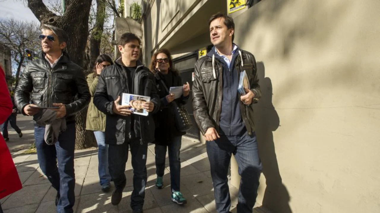 Para Kicillof y Recalde, Máximo Kirchner "aportaría mucho al Congreso"