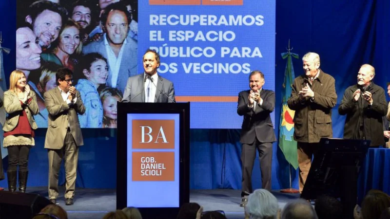 Scioli dice que en la oposición "hay alternativas" que generan "incertidumbre"