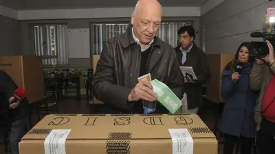 Elecciones en Santa Fe: Bonfatti pidió "aceptar y reconocer" los resultados Elecciones en Santa Fe: Bonfatti pidió "aceptar y reconocer" los resultados