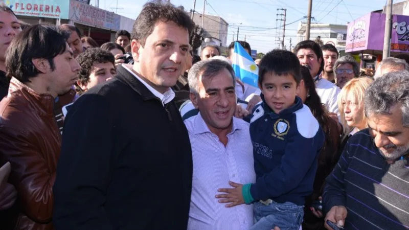 Tras el éxodo sufrido, Massa recuperó a un intendente