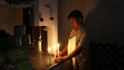 Intendentes del conurbano intiman a Edesur por los reiterados cortes de luz Intendentes del conurbano intiman a Edesur por los reiterados cortes de luz