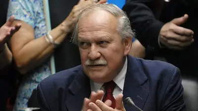 Cabral pidió una cautelar "urgente" para volver a Casación Cabral pidió una cautelar "urgente" para volver a Casación