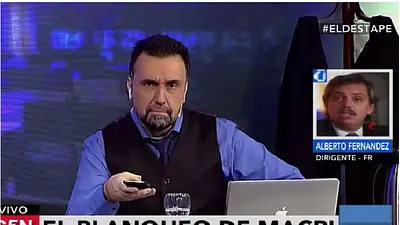 Alberto Fernández en El Destape: "El blanqueo deja al descubierto el fracaso del plan económico" Alberto Fernández en El Destape: "El blanqueo deja al descubierto el fracaso del plan económico"