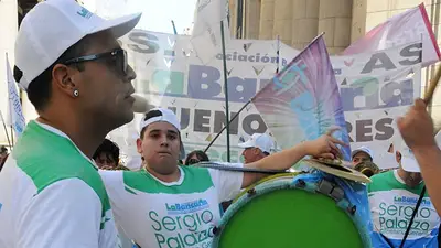 Paro Nacional: bancarios y aceiteros se suman a la protesta de la CTA Paro Nacional: bancarios y aceiteros se suman a la protesta de la CTA