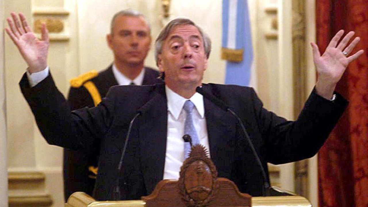 Un video recuerda el primer semestre de Néstor Kirchner como Presidente