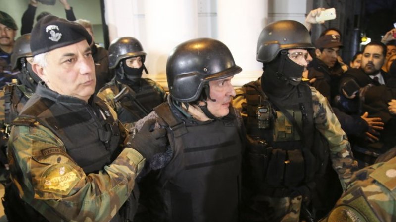 Tras los gritos y pedir cocaína, José López se negó a declarar ante el juez