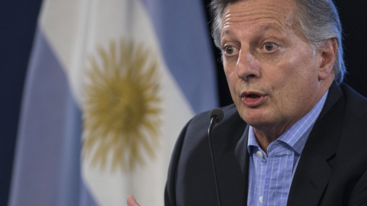 Aranguren asistirá al Senado para responder por los tarifazos