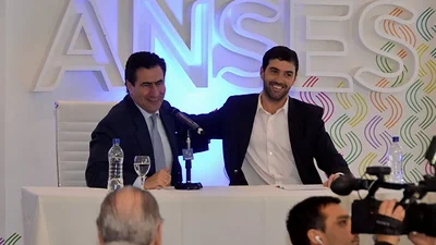 El Gobierno dispuso utilizar $76 mil millones de deuda para pagarle a los jubilados El Gobierno dispuso utilizar $76 mil millones de deuda para pagarle a los jubilados