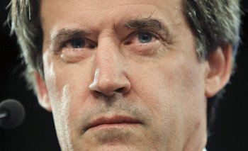 El plan de Prat Gay para esconder los datos de los "blanqueadores" de dinero no declarado | Uif