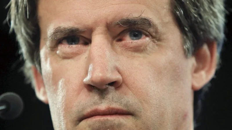 El plan de Prat Gay para esconder los datos de los "blanqueadores" de dinero no declarado