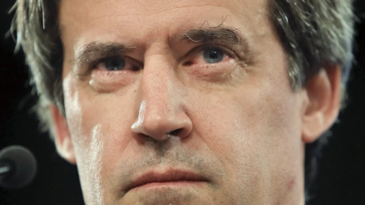 El plan de Prat Gay para esconder los datos de los "blanqueadores" de dinero no declarado