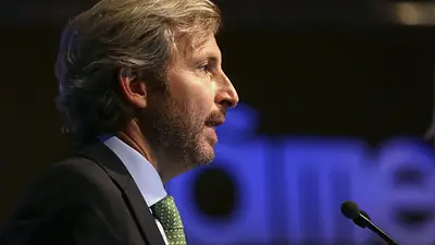 Frigerio volvió a defender a Aranguren: "Tiene el 0,0001% de las acciones de Shell" Frigerio volvió a defender a Aranguren: "Tiene el 0,0001% de las acciones de Shell"