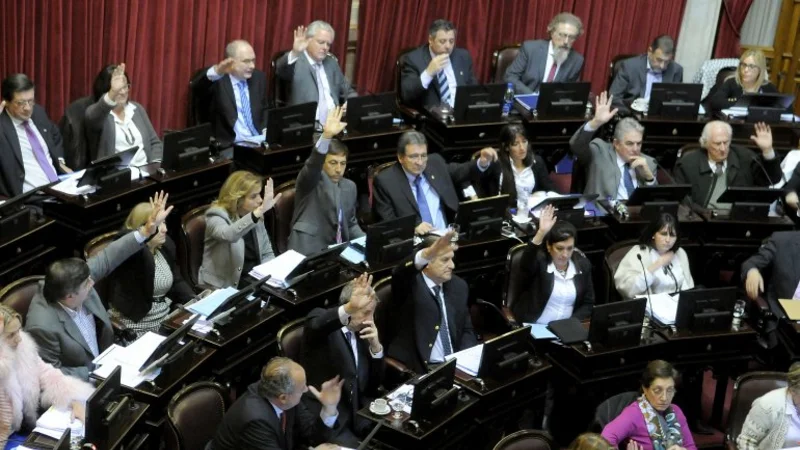 El Senado aprobó la ley de blanqueo de capitales y pago a jubilados