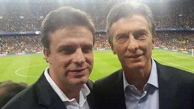 Quién es el oscuro personaje ligado a Macri que gestó la reunión entre el Presidente y los "chimenteros" Quién es el oscuro personaje ligado a Macri que gestó la reunión entre el Presidente y los "chimenteros"