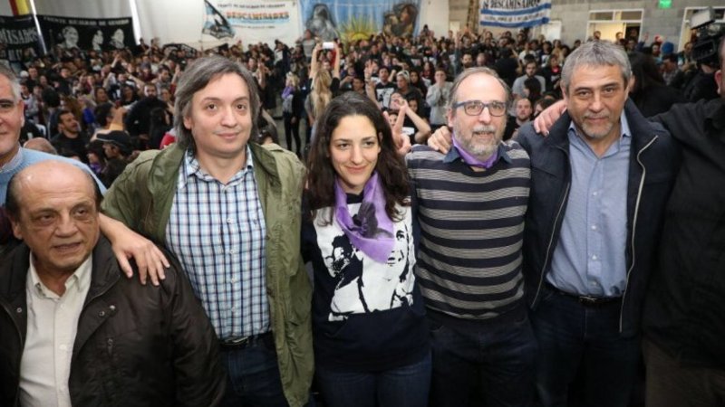 Máximo: "El enemigo es muy poderoso y si tiene que partir al peronismo lo va a hacer"