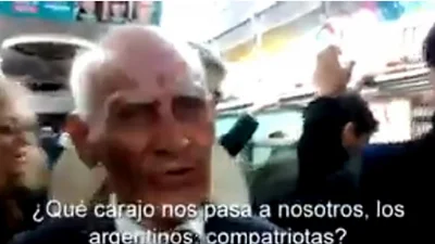 "La preciada herencia": el hombre que denuncia al macrismo en el subte "La preciada herencia": el hombre que denuncia al macrismo en el subte
