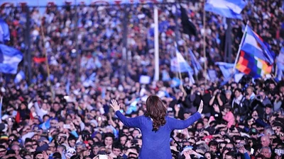 Cristina: "Vengo a sumarme como una más, a poner el cuerpo y el corazón" Cristina: "Vengo a sumarme como una más, a poner el cuerpo y el corazón"